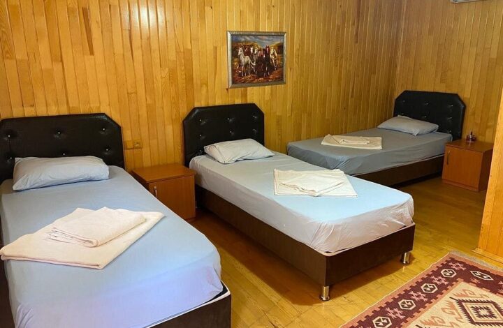 Üç ve Dört Kişilik Ağaç Evler